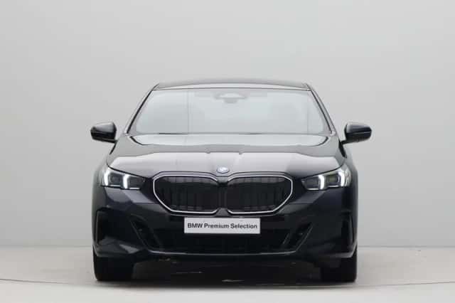 BMW i5 (2025) thumbnail 6