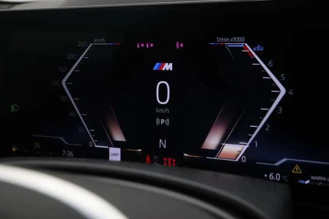 BMW X7 (2026) thumbnail 2