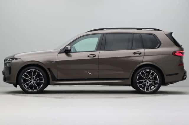 BMW X7 (2026) thumbnail 11