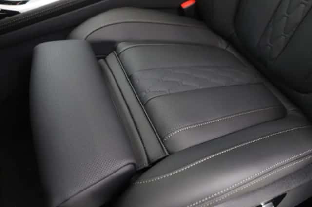 BMW X7 (2026) thumbnail 14