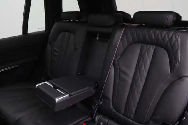 BMW X7 (2026) thumbnail 15