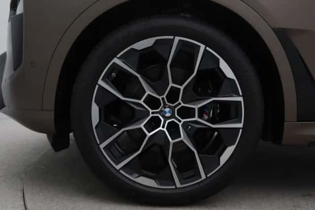 BMW X7 (2026) thumbnail 20