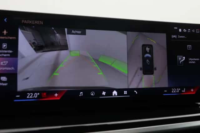 BMW X7 (2026) thumbnail 24