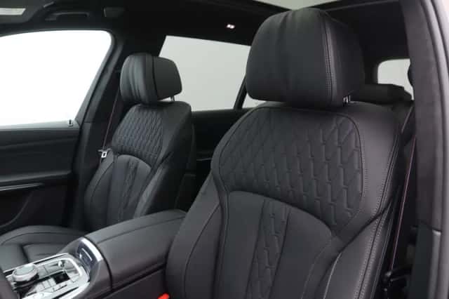 BMW X7 (2026) thumbnail 4