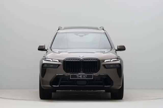 BMW X7 (2026) thumbnail 5