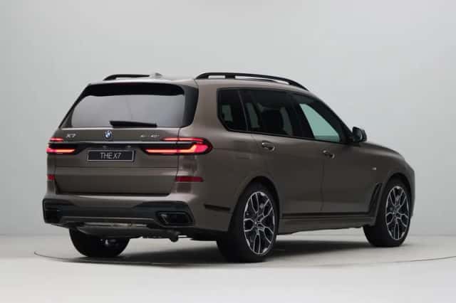 BMW X7 (2026) thumbnail 8