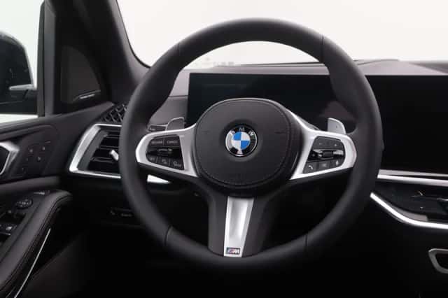 BMW X5 (2026) thumbnail 2