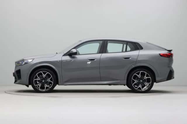 BMW X2 (2025) thumbnail 12