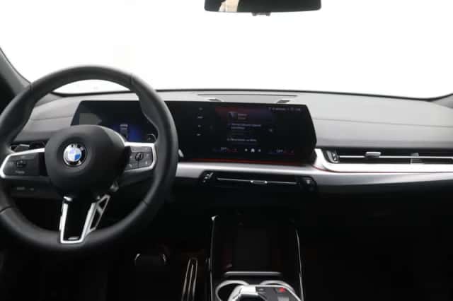 BMW X2 (2025) thumbnail 13