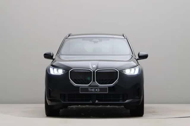 BMW X3 (2026) thumbnail 2