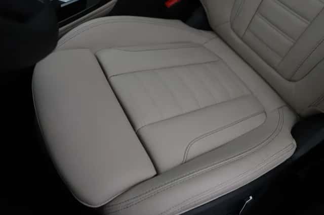 BMW X4 (2026) thumbnail 14