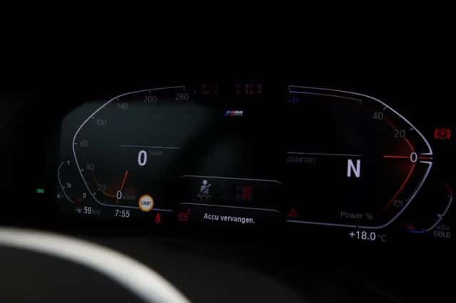 BMW X4 (2026) thumbnail 3