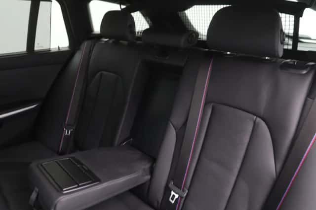 BMW M3 (2025) thumbnail 16