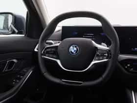 BMW 3-Serie (2025) thumbnail 2