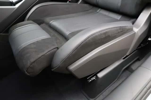 BMW iX3 (2026) thumbnail 13