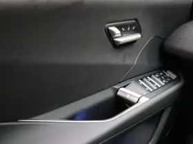 BMW iX3 (2026) thumbnail 15