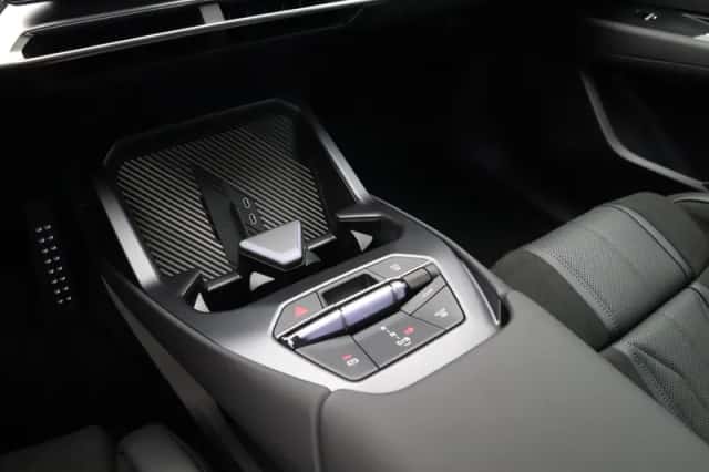 BMW iX3 (2026) thumbnail 19