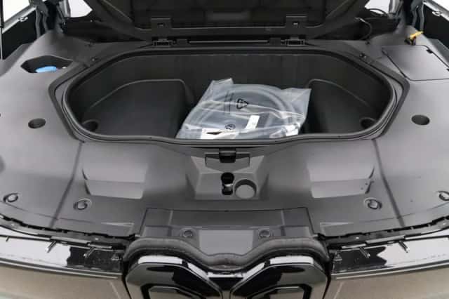 BMW iX3 (2026) thumbnail 27
