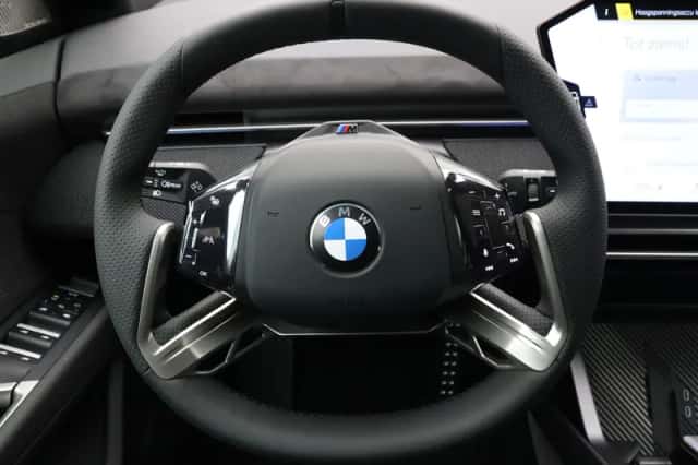 BMW iX3 (2026) thumbnail 29