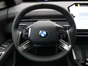 BMW iX3 (2026) thumbnail 29