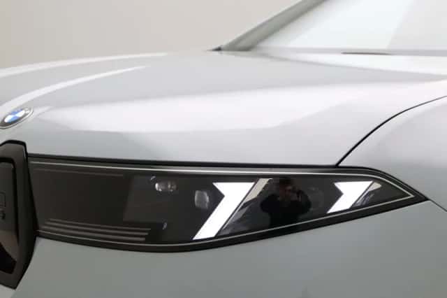 BMW iX3 (2026) thumbnail 10
