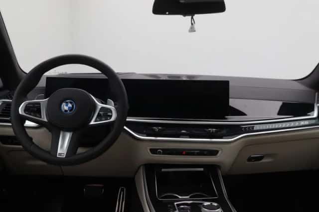 BMW X5 (2026) thumbnail 13