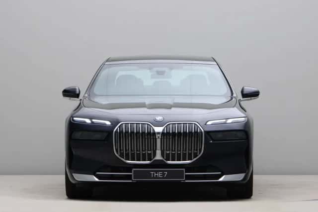 BMW 7-Serie (2026) thumbnail 2