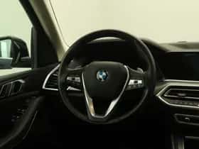 BMW X5 (2021) thumbnail 2
