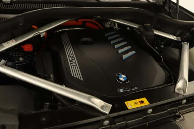 BMW X5 (2021) thumbnail 4