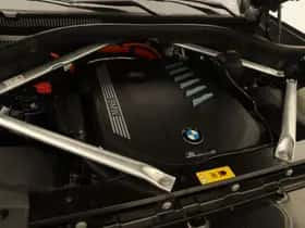 BMW X5 (2021) thumbnail 4
