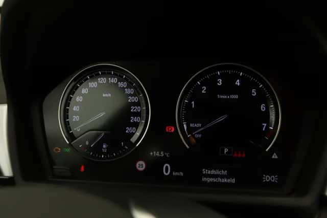 BMW X1 (2022) thumbnail 3
