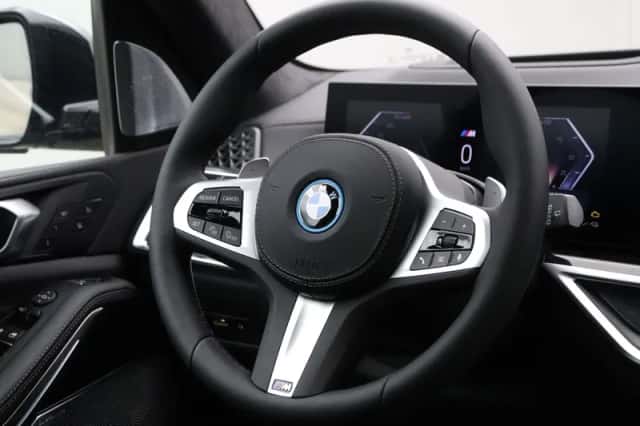 BMW X5 (2026) thumbnail 2