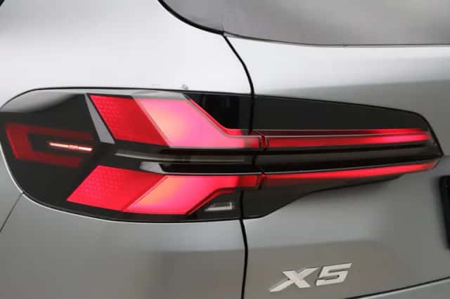 BMW X5 (2026) thumbnail 25