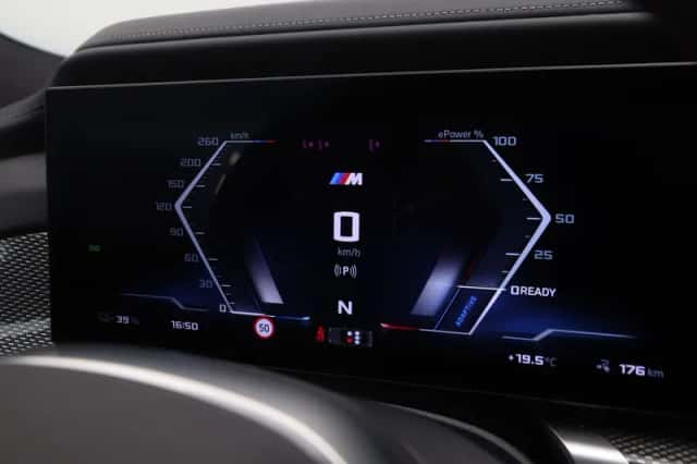 BMW i7 (2025) thumbnail 3