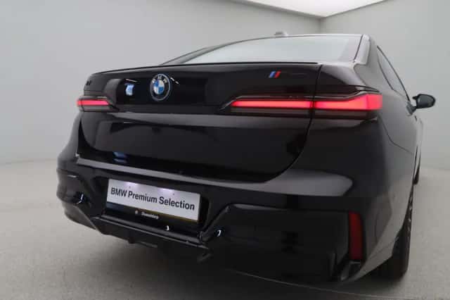 BMW i7 (2025) thumbnail 28