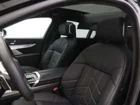 BMW i7 (2025) thumbnail 4
