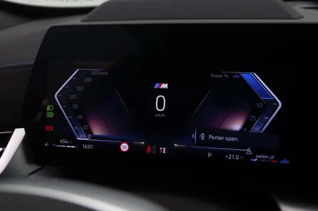 BMW X1 (2025) thumbnail 3