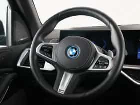 BMW X5 (2025) thumbnail 2