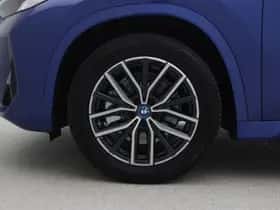 BMW iX1 (2025) thumbnail 18