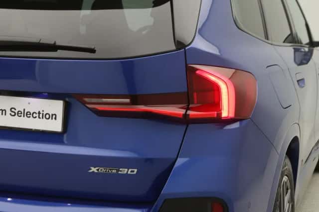 BMW iX1 (2025) thumbnail 21