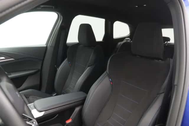 BMW iX1 (2025) thumbnail 4