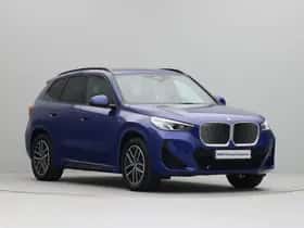 BMW iX1 (2025) thumbnail 6