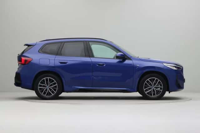 BMW iX1 (2025) thumbnail 7