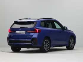 BMW iX1 (2025) thumbnail 8