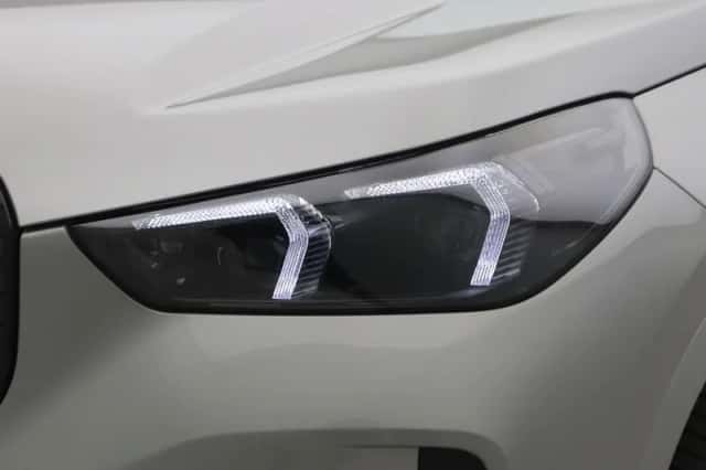BMW iX1 (2025) thumbnail 19