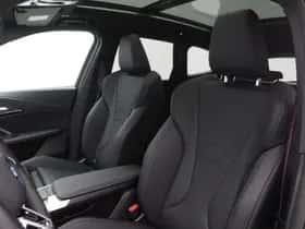 BMW iX1 (2025) thumbnail 4