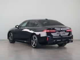 BMW i5 (2025) thumbnail 11