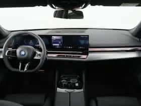 BMW i5 (2025) thumbnail 13