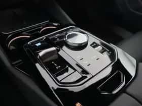 BMW i5 (2025) thumbnail 17