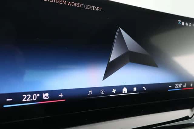 BMW i5 (2025) thumbnail 22